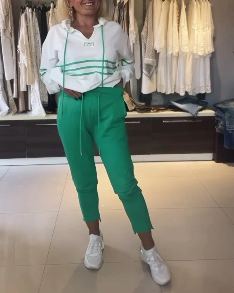 Komplet puloverjev s črtastim potiskom-SI