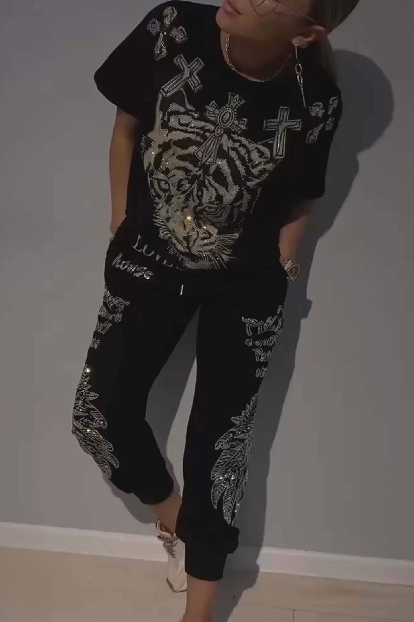 Γυναικείο σετ δύο τεμαχίων, τοπ και παντελόνι σε μοντέρνο ρομβοειδές σχέδιο-GR