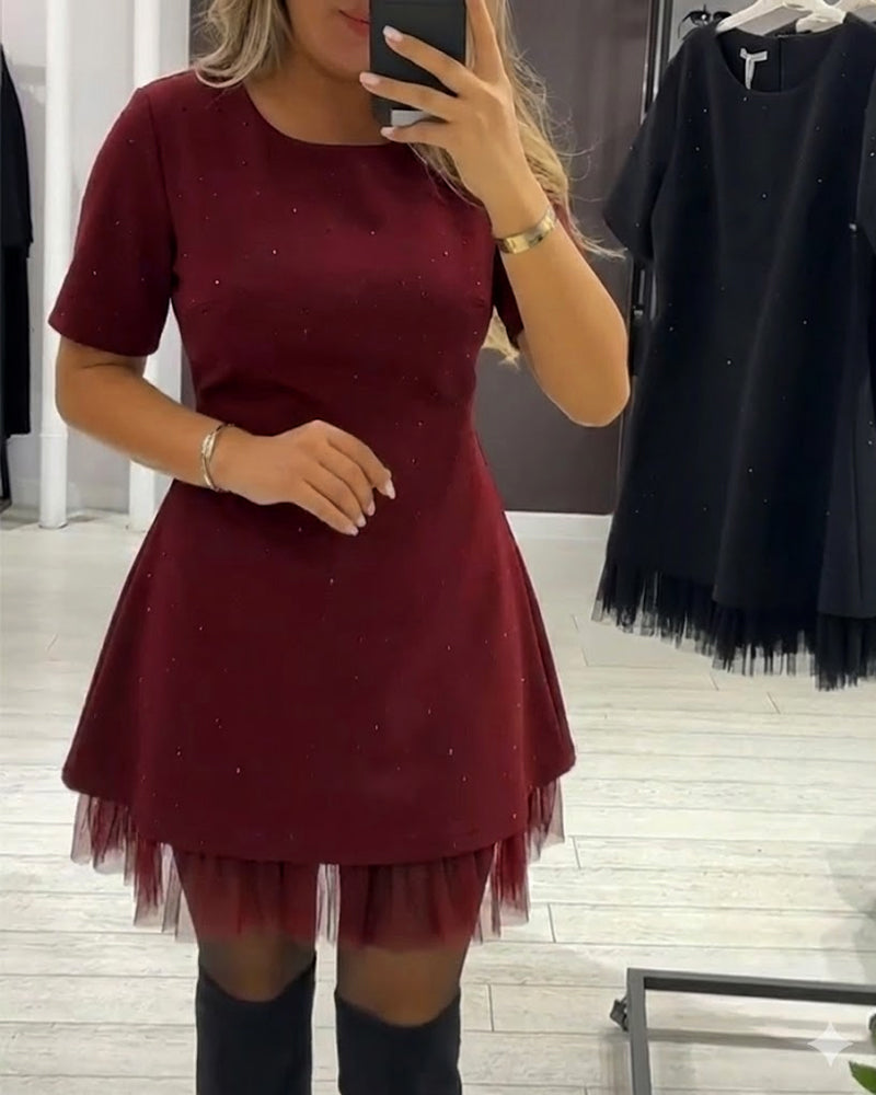 Elegantno, sijoče, mrežno obleko z mozaikom - SL