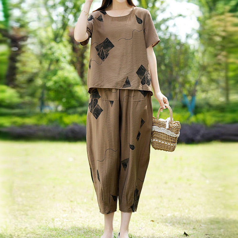 💞 Γυναικείο σετ με κοντομάνικο τοπ με σχέδιο και κοντό παντελόνι με φαρδιά μπατζάκια-GR