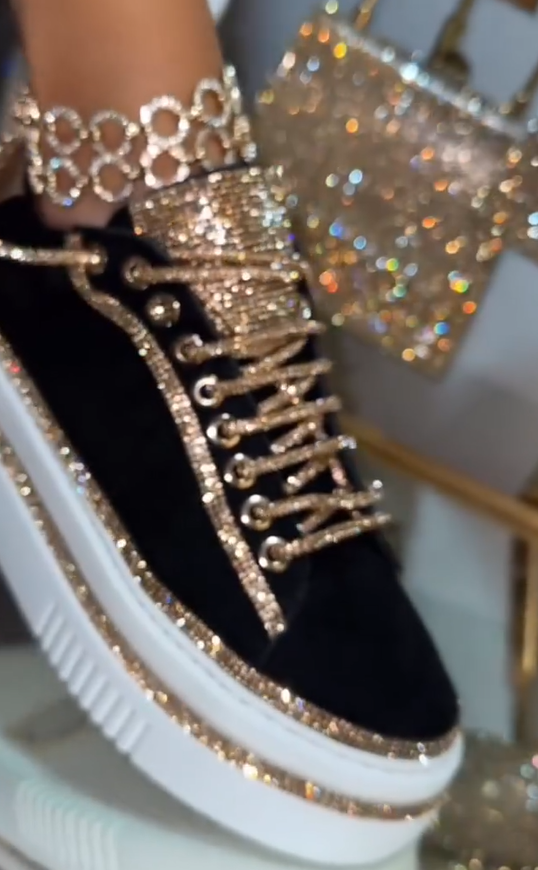 Suede sneakers με στρας και κορδόνια-GR