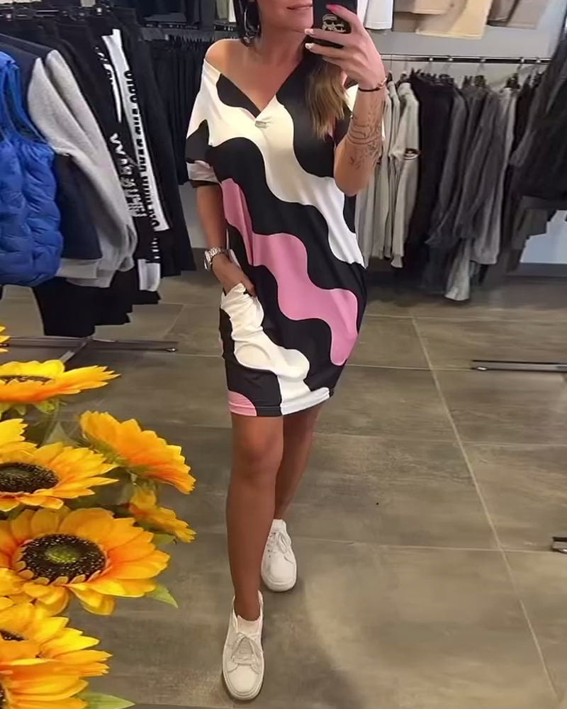 Φόρεμα με V λαιμόκοψη, κυματιστό σχέδιο-GR