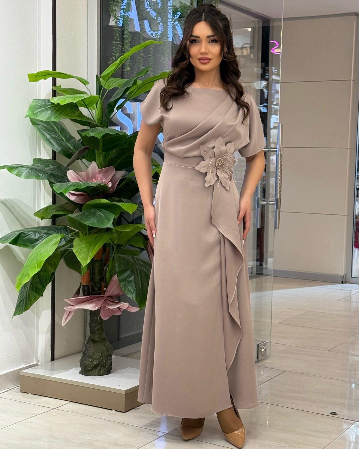 🌼Moteriška gėlėto, seksualaus rašto ir temperamento suknelė-LT