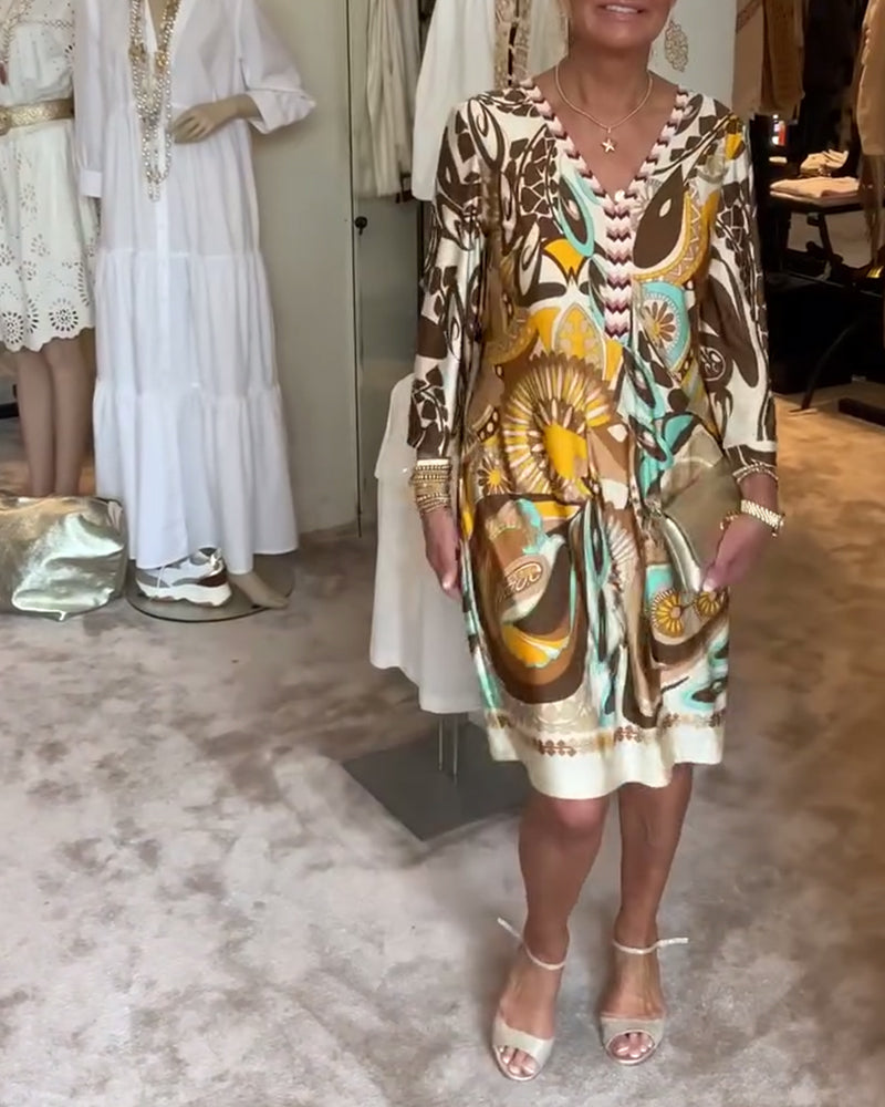 Φόρεμα με V-λαιμόκοψη και Vintage Στάμπα-GR