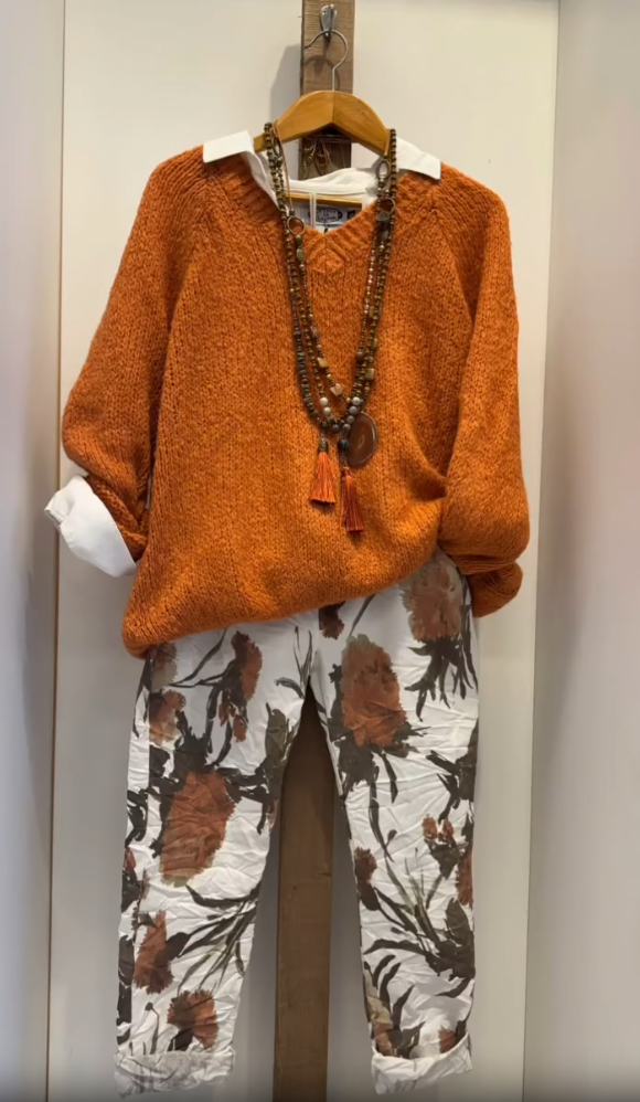 Γυναικείο casual κοστούμι, πουλόβερ και παντελόνι-GR