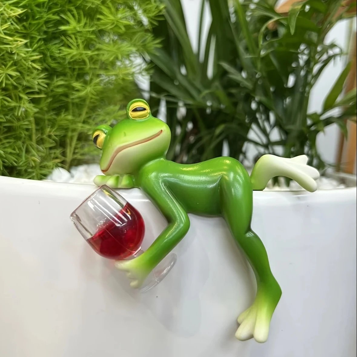 🔥 ΚΑΥΤΕΣ ΠΡΟΣΦΟΡΕΣ 🐸🍷 Κρεμαστό Στολίδι Γλάστρας – Βάτραχος-GR