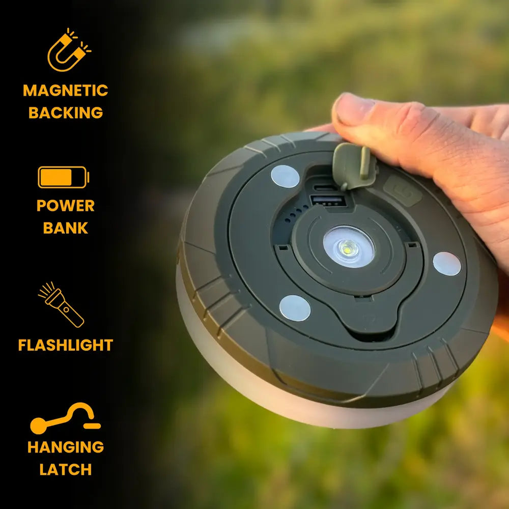 „Camp Lamp™“💡 10 metrų ištraukiama lempučių girlianda 🔋 8 valandų baterijos veikimo laikas 🌈 Keli spalvų nustatymai ⚙️ Surinkama per kelias sekundes-LT