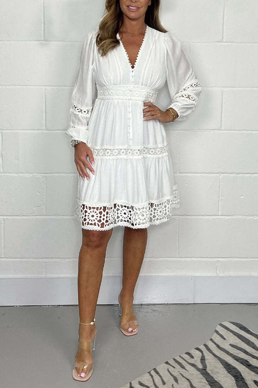 🌸Madinga ir elegantiška nėriniuota suknelė V formos iškirpte-LT