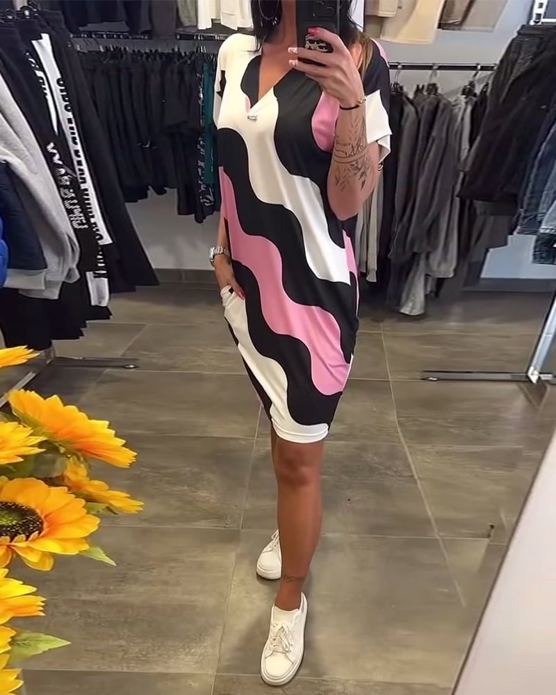 Φόρεμα με V λαιμόκοψη, κυματιστό σχέδιο-GR