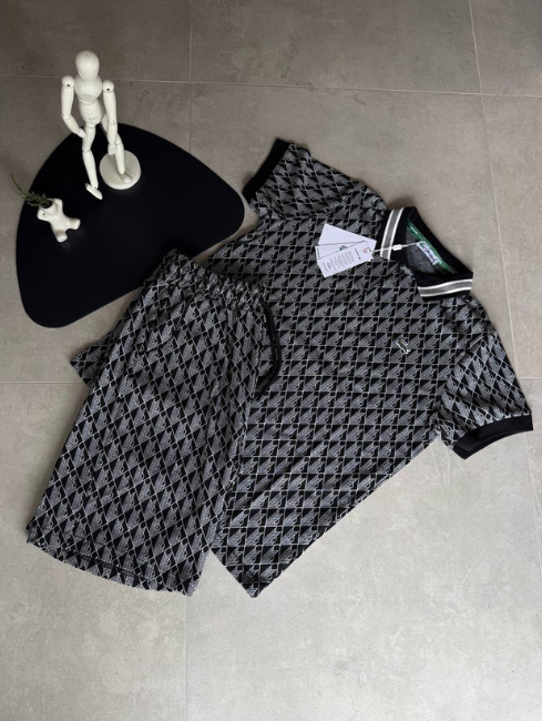 Μοντέρνο και ευέλικτο casual σορτς με κοντό μανίκι-GR