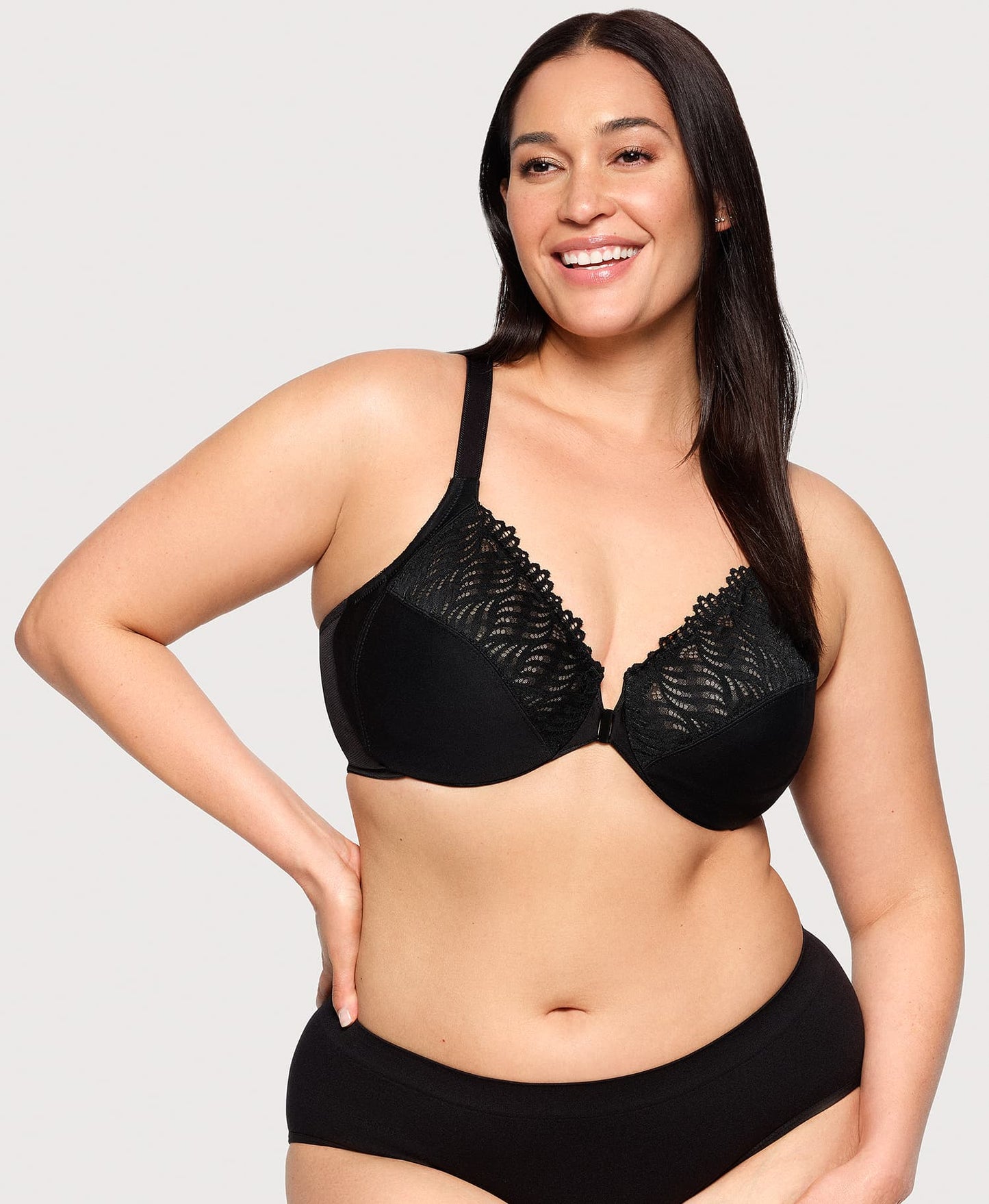 „Triumph“ – (4 vnt.) – 💖Priekyje užsegama ir T formos iškirpte liemenėlė-LT