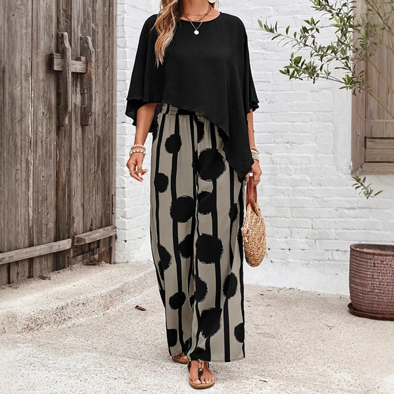 Κομψό σετ με τοπ με μανίκια τριών τετάρτων και παντελόνι με σχέδια-GR